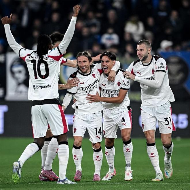 记者：埃德松经纪人不再谈续约，球员身价可能降至3000-4000万（记者：埃德松经纪人暂停续约沟通，球员估值或降至3000万-4000万）