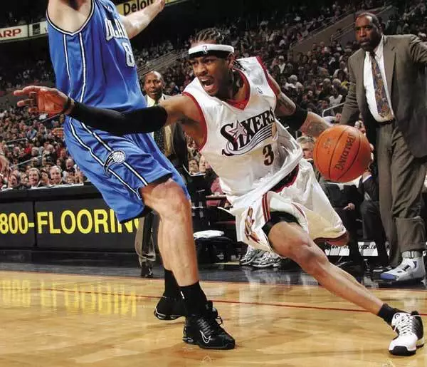 球迷文化成为赛事最大亮点（球迷文化成赛事最吸睛看点）