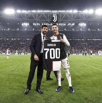 本赛季俱乐部双人组进球榜：凯恩+迪亚斯37球高居第一（本赛季俱乐部双子星进球榜：凯恩与迪亚斯合轰37球领跑）