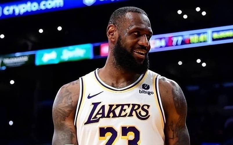 亚冠精英赛第五轮最佳球员候选：周定洋入选，林加德在列（亚冠精英赛第5轮最佳球员提名：周定洋入围，林加德上榜）