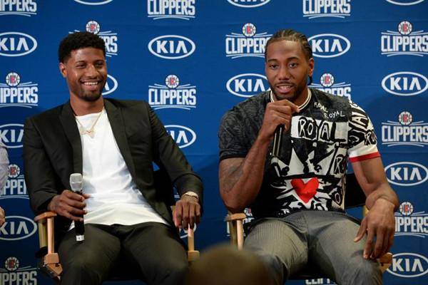 西班牙大名单：亚马尔领衔，奥尔莫在列，卡瓦哈尔、佩德里伤缺（西班牙阵容出炉：亚马尔领衔，奥尔莫入围，卡瓦哈尔、佩德里因伤缺席）