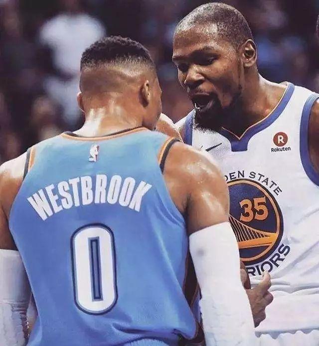 阿斯：迎来新成员，姆巴佩雕像入驻皇马主题乐园核心展区（阿斯：皇马主题乐园核心区迎新，姆巴佩雕像正式入驻）